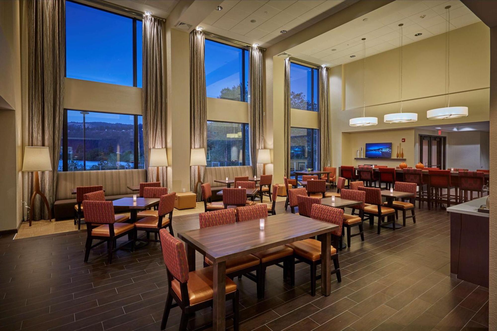 Hampton Inn & Suites Hood River Εξωτερικό φωτογραφία